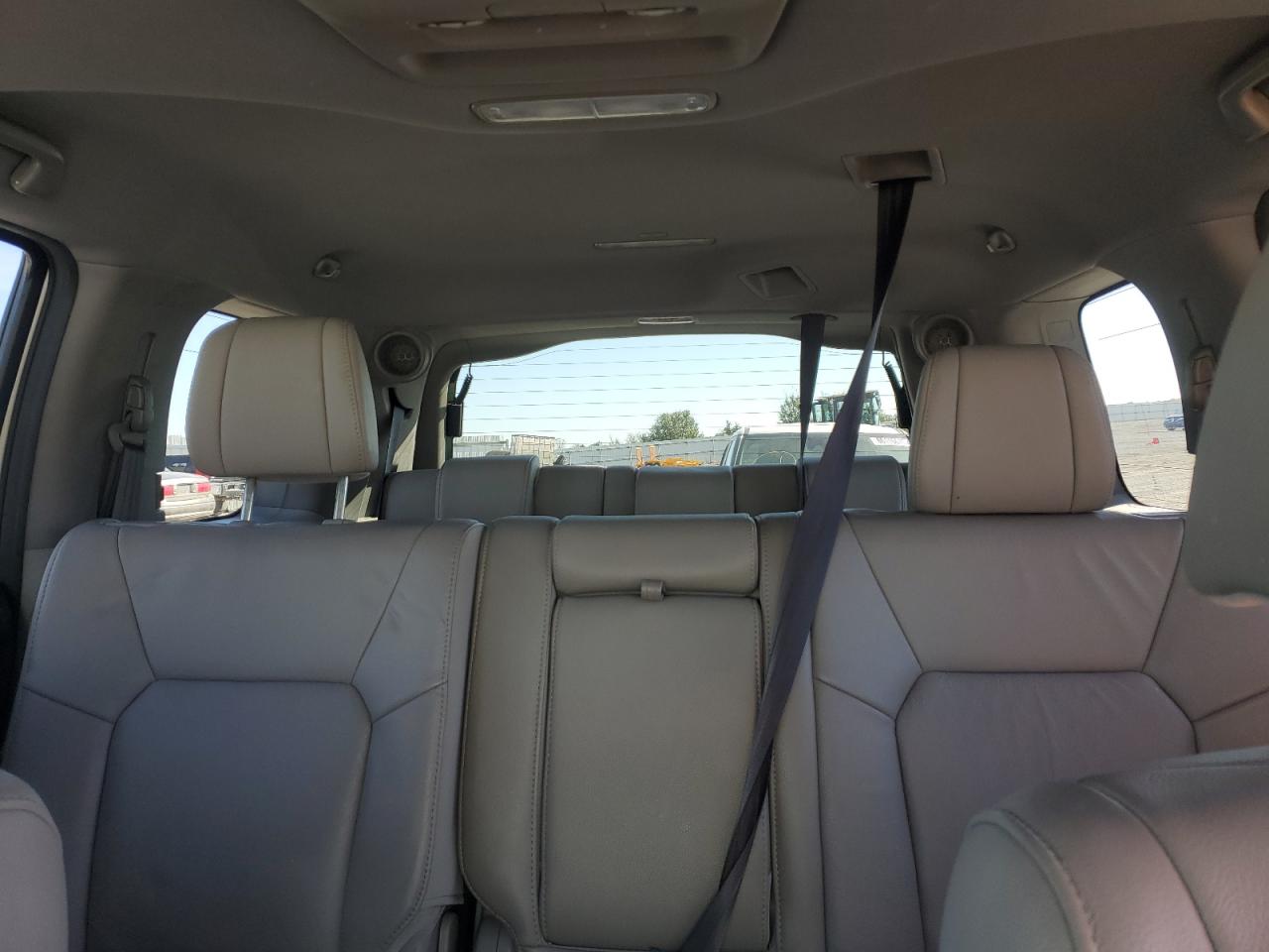 2015 Honda Pilot Touring VIN: 5FNYF4H93FB053622 Lot: 85289355