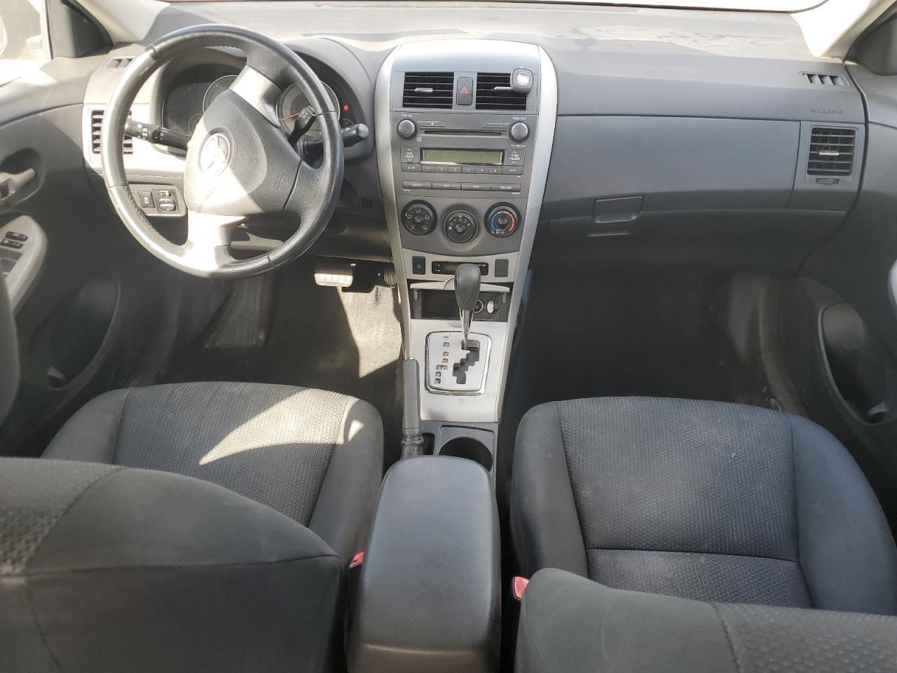 2010 Toyota Corolla Base VIN: 1NXBU4EE0AZ366880 Lot: 82290905