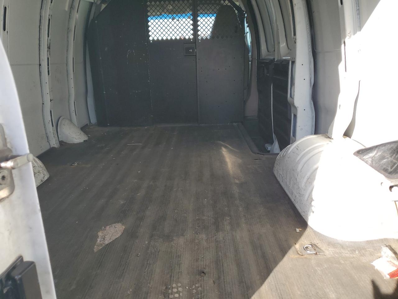 2016 Chevrolet Express G2 - Delivery Van VIN: 1GCWGAFF8G1153804 Lot: 87354245