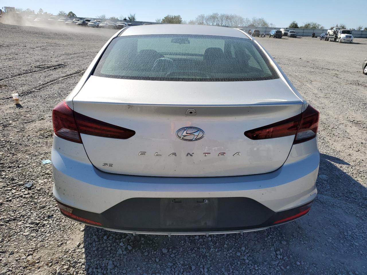 2019 Hyundai Elantra Se VIN: 5NPD74LF4KH493711 Lot: 82445865