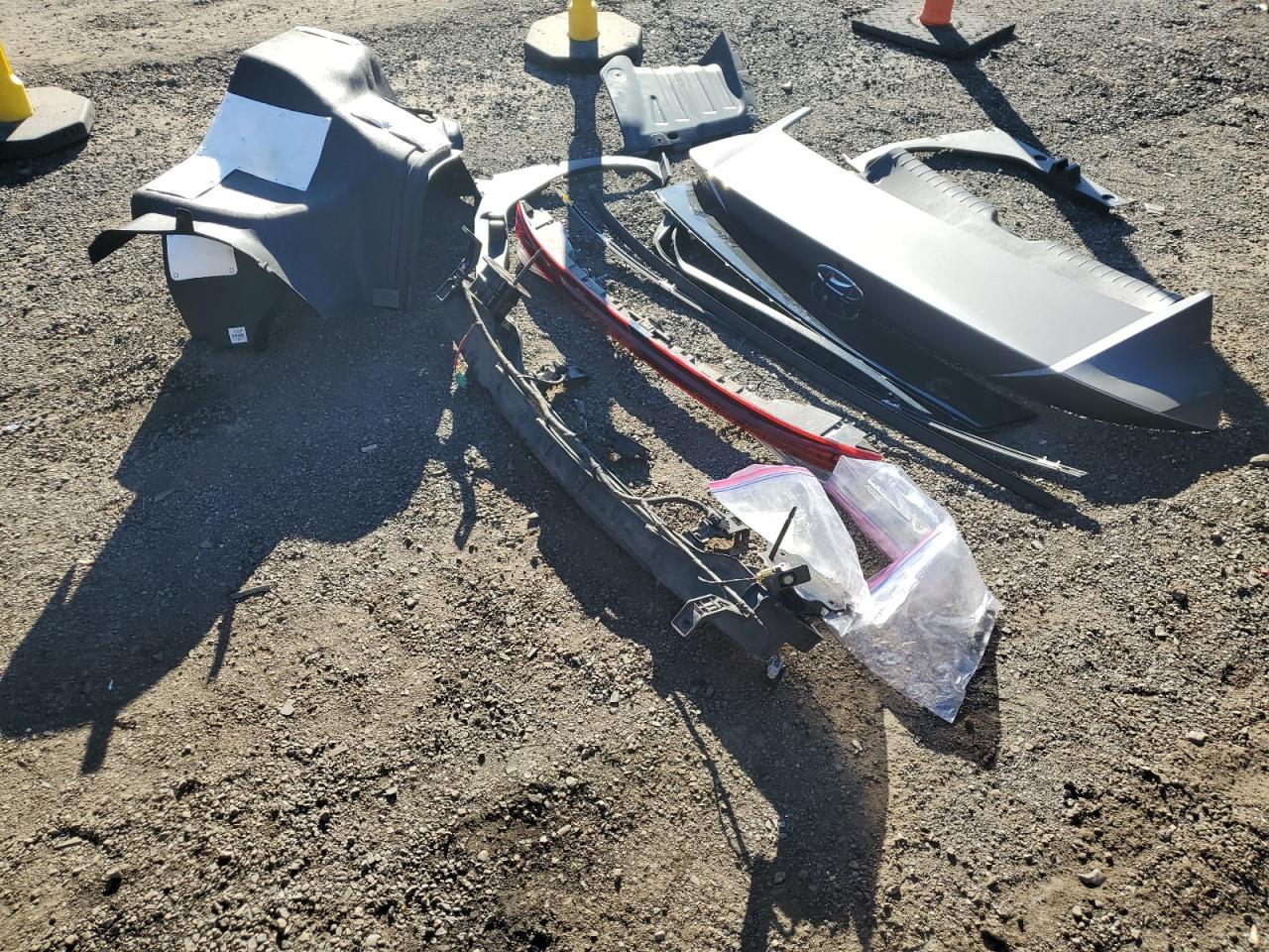 2022 Hyundai Elantra Limited VIN: KMHLP4AG1NU330902 Lot: 85849035