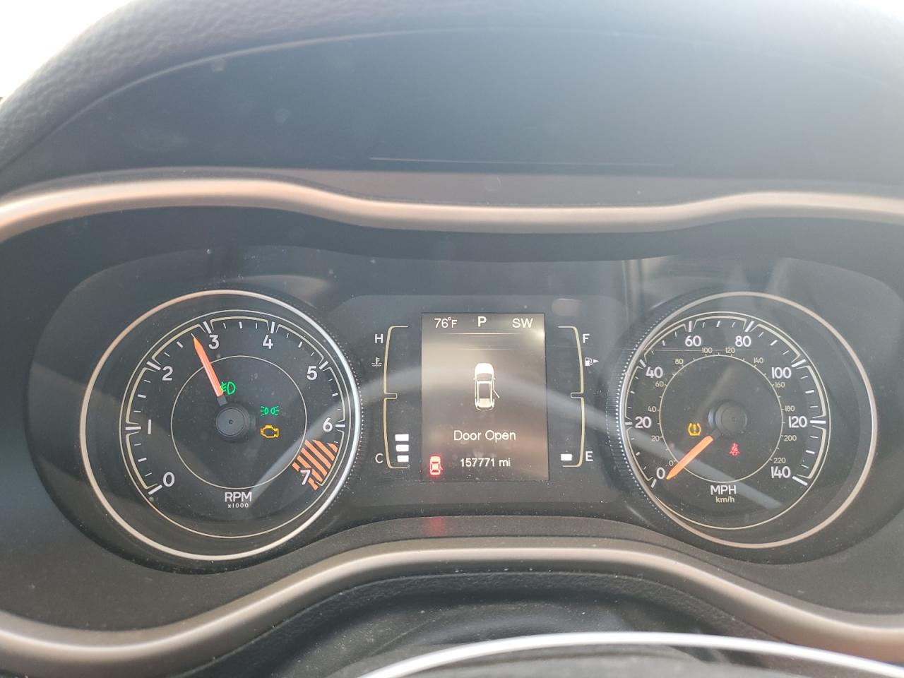 2015 Jeep Cherokee Latitude VIN: 1C4PJLCB5FW627485 Lot: 85745645