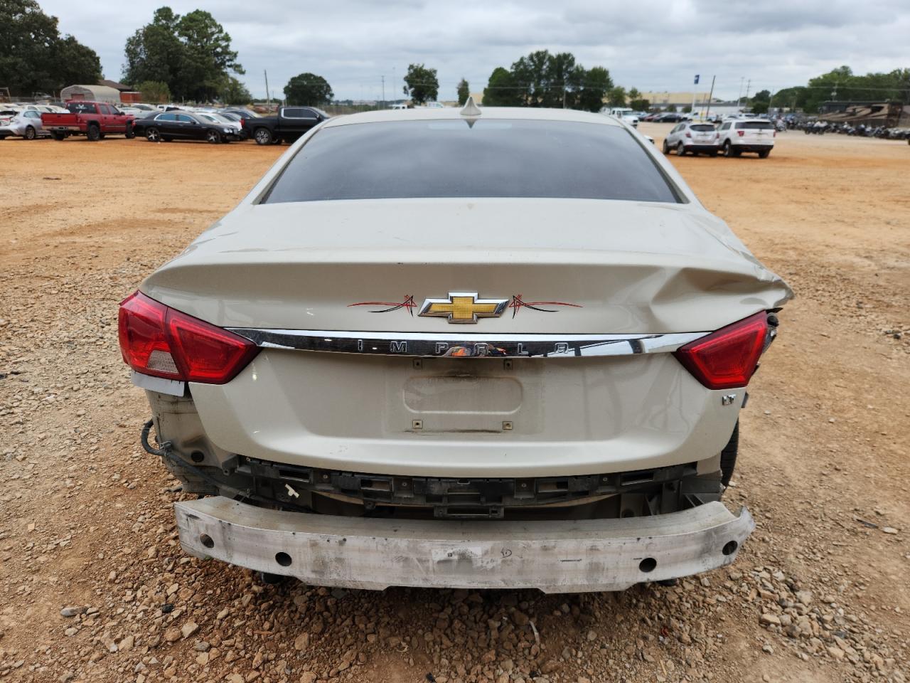 2015 Chevrolet Impala Lt VIN: 2G1115SL7F9117779 Lot: 82261175