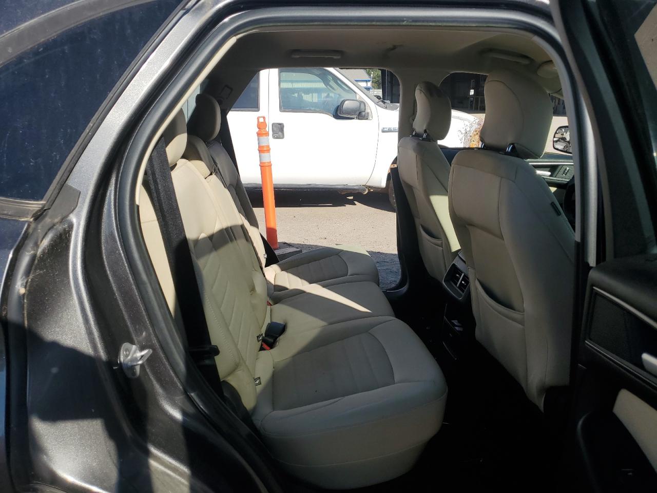 2018 Ford Edge Se VIN: 2FMPK4G91JBB53910 Lot: 84582465