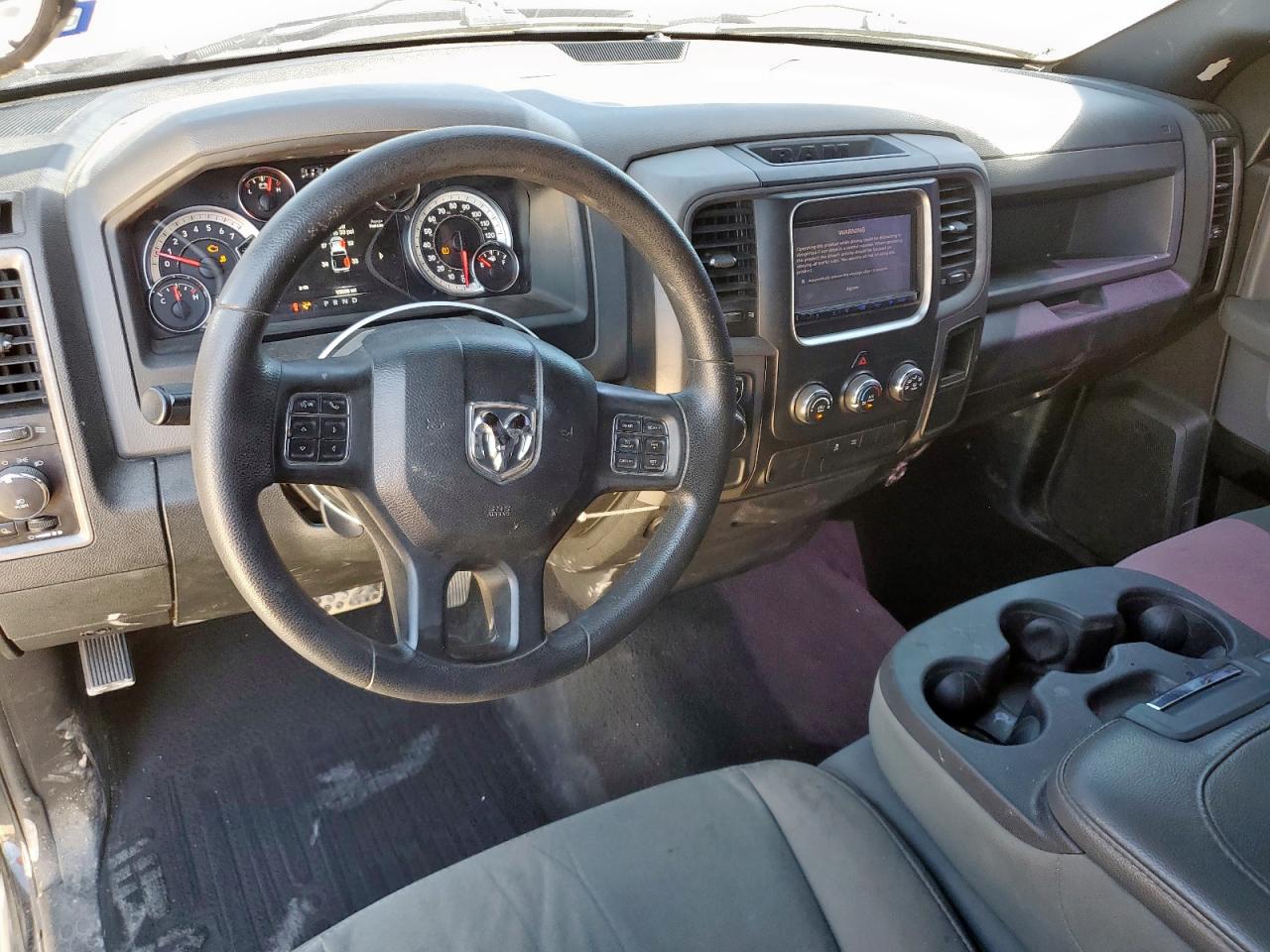 2015 Ram 1500 St VIN: 3C6JR6AG1FG517280 Lot: 82442765