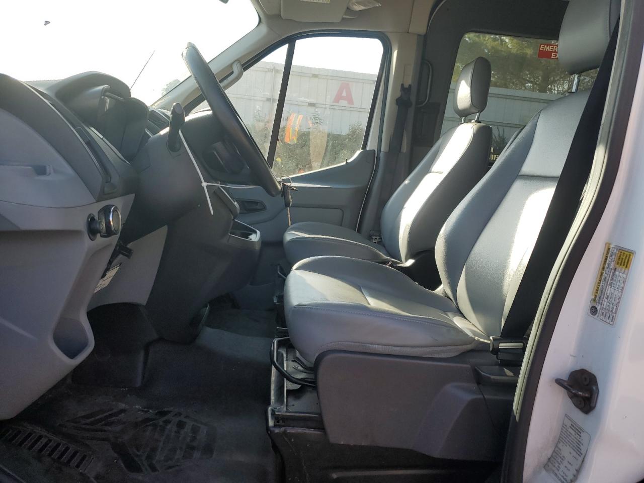 2015 Ford Transit T-250 VIN: 1FTNR2CM3FKB26274 Lot: 85677825