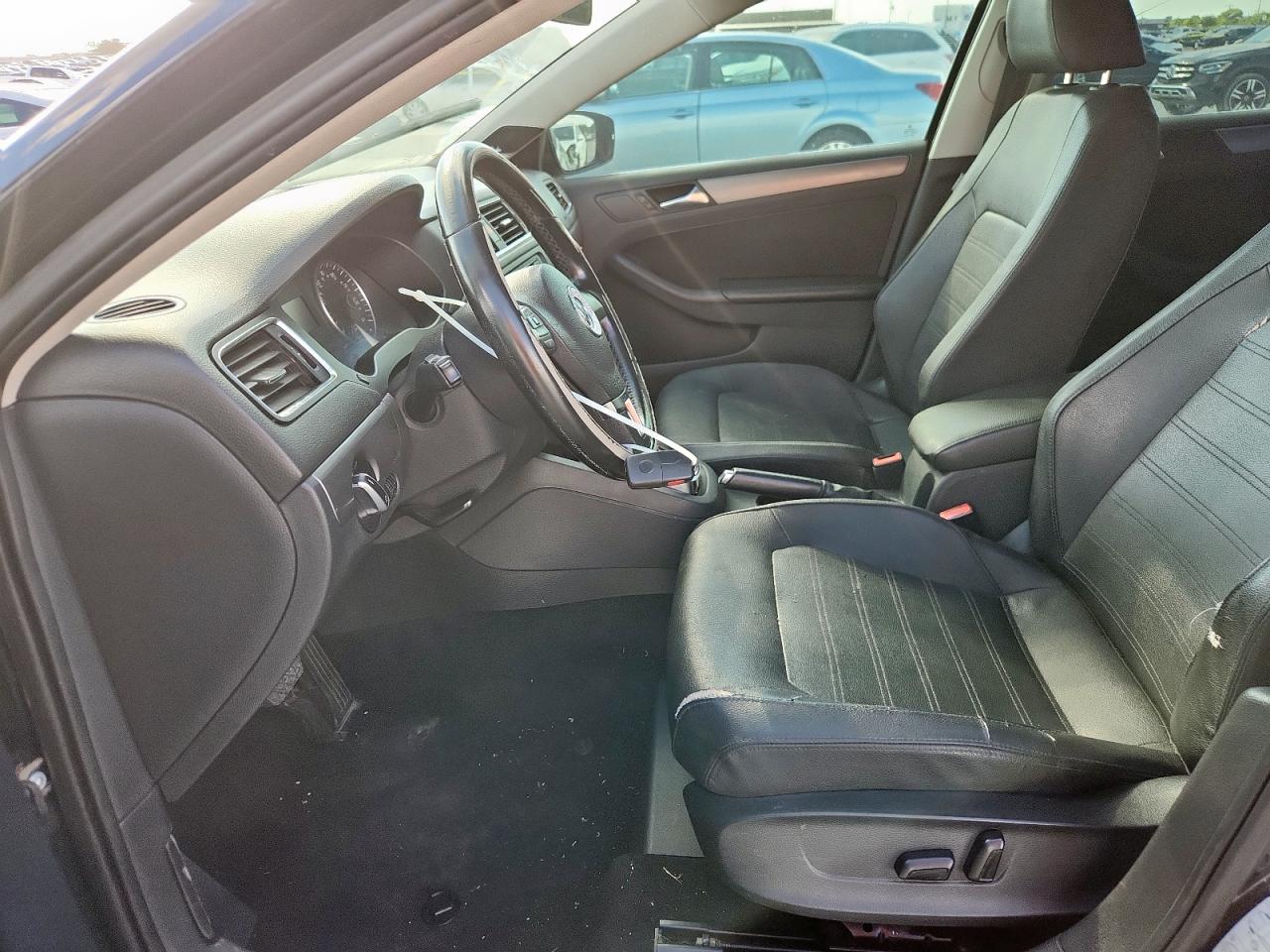 2013 Volkswagen Jetta Sel VIN: 3VWLX7AJ2DM351131 Lot: 85530745