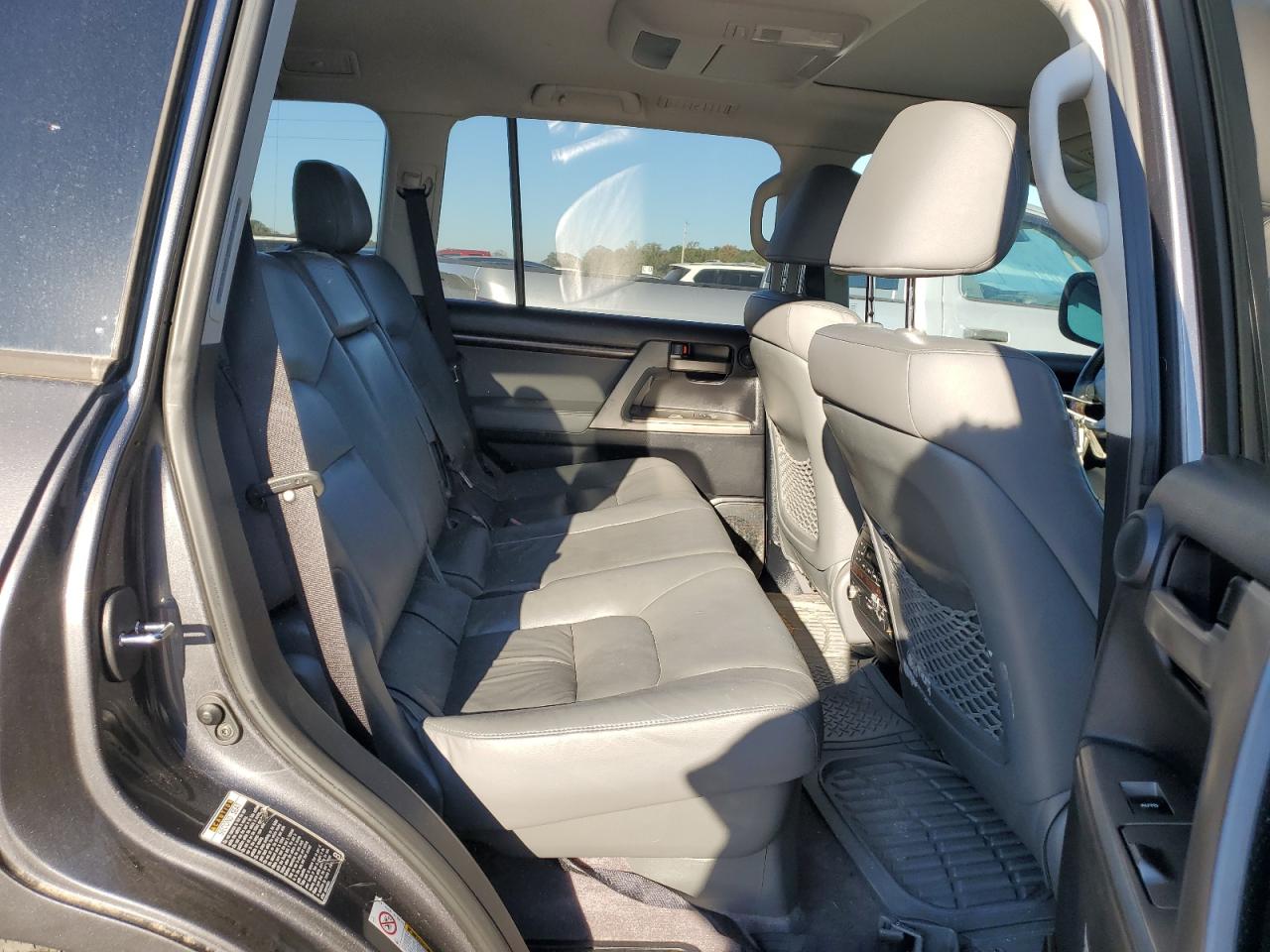 2011 Toyota Land Cruiser VIN: JTMHY7AJ5B5012033 Lot: 82410305