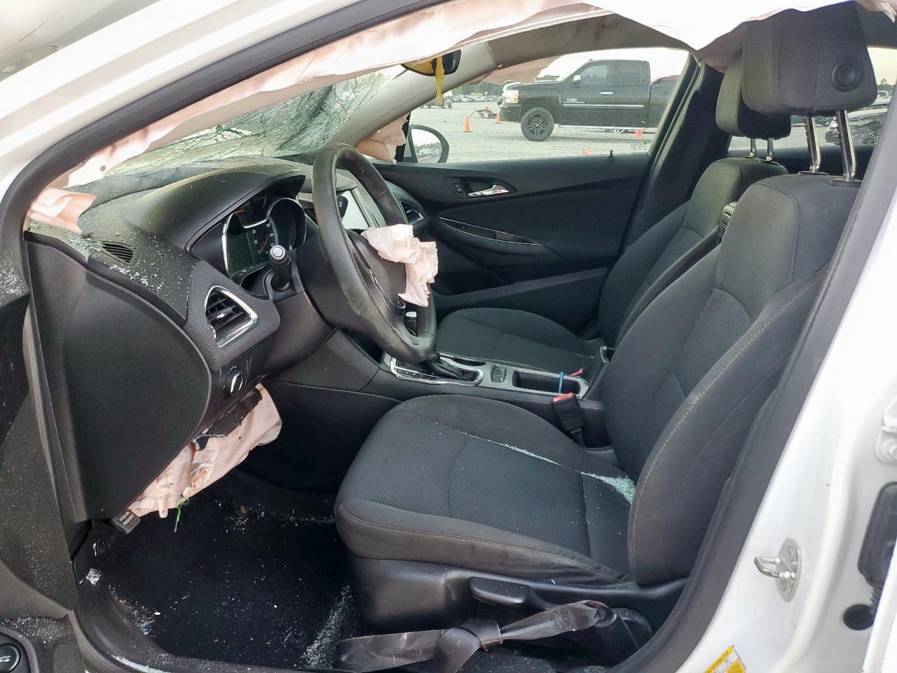 2018 Chevrolet Cruze Ls VIN: 1G1BC5SM8J7132180 Lot: 82189175