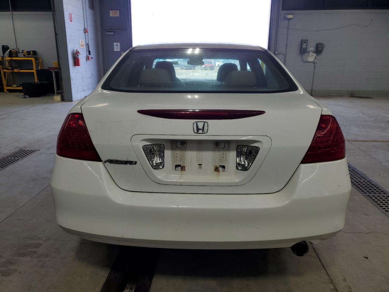 2007 Honda Accord Ex VIN: 1HGCM56727A154122 Lot: 81949825