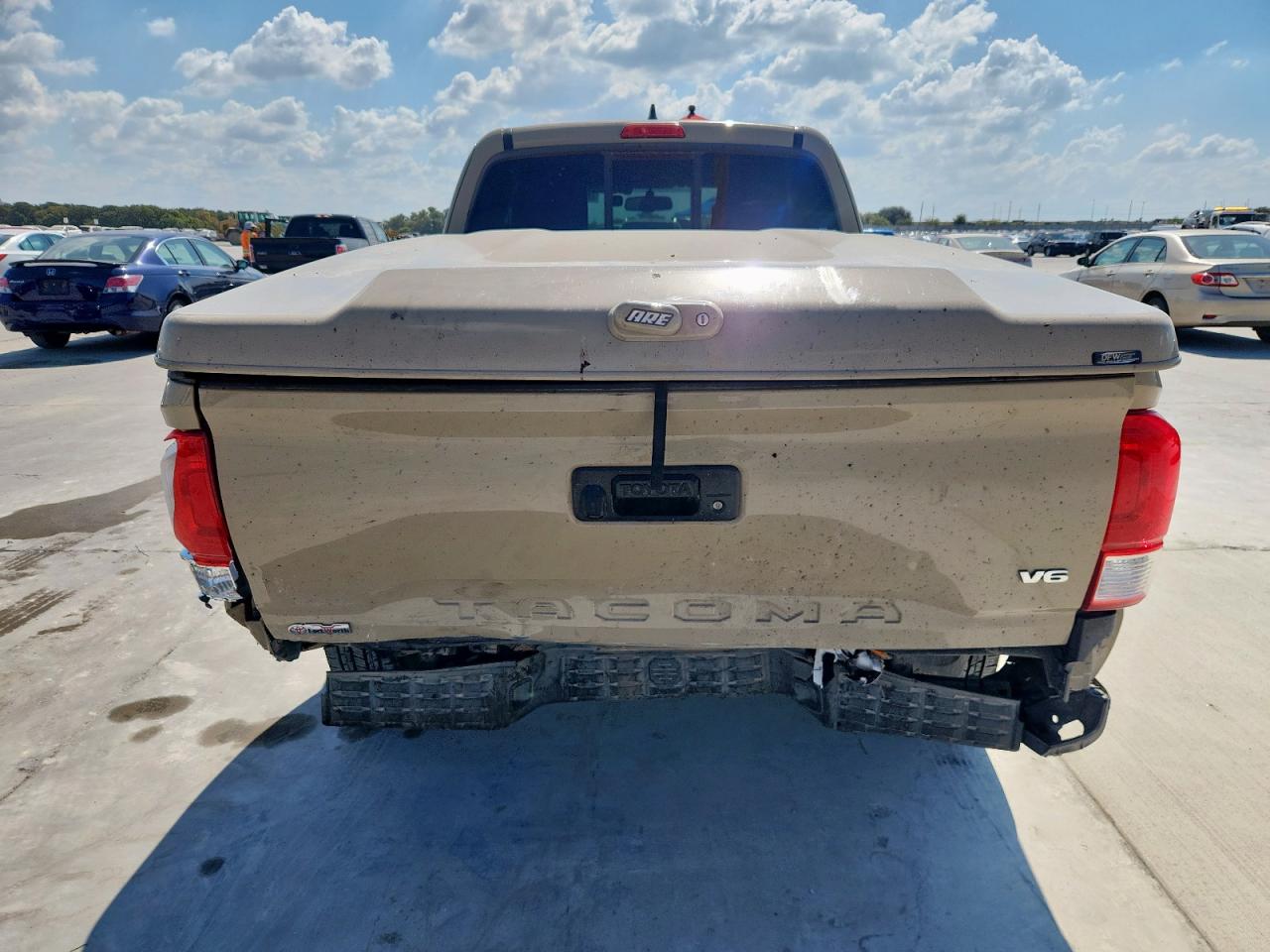 2016 Toyota Tacoma Access Cab VIN: 5TFRZ5CN6GX011958 Lot: 85692705