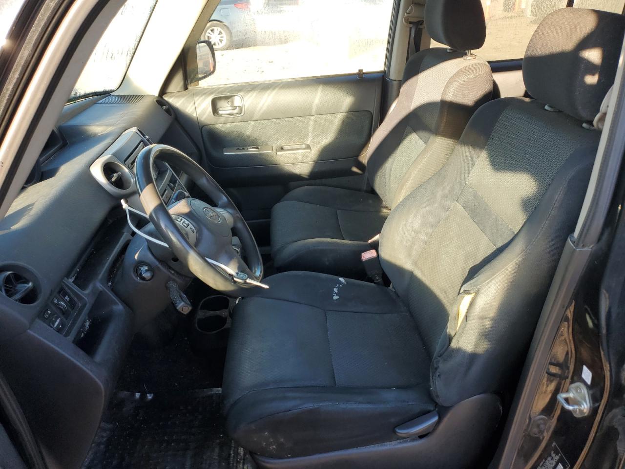 2006 Toyota Scion Xb VIN: JTLKT324764090058 Lot: 82422085