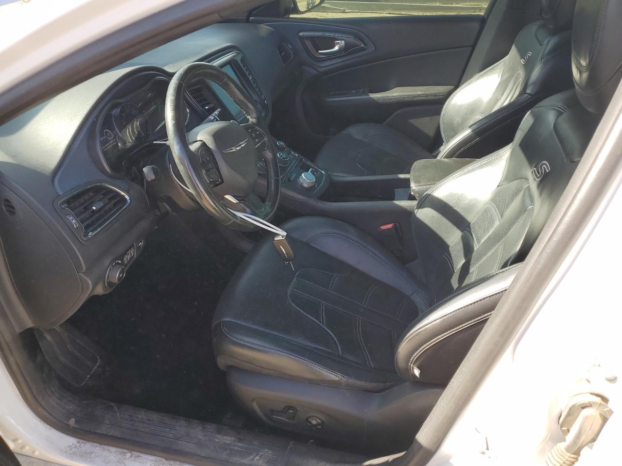 2016 Chrysler 200 S VIN: 1C3CCCDG4GN176354 Lot: 81970585