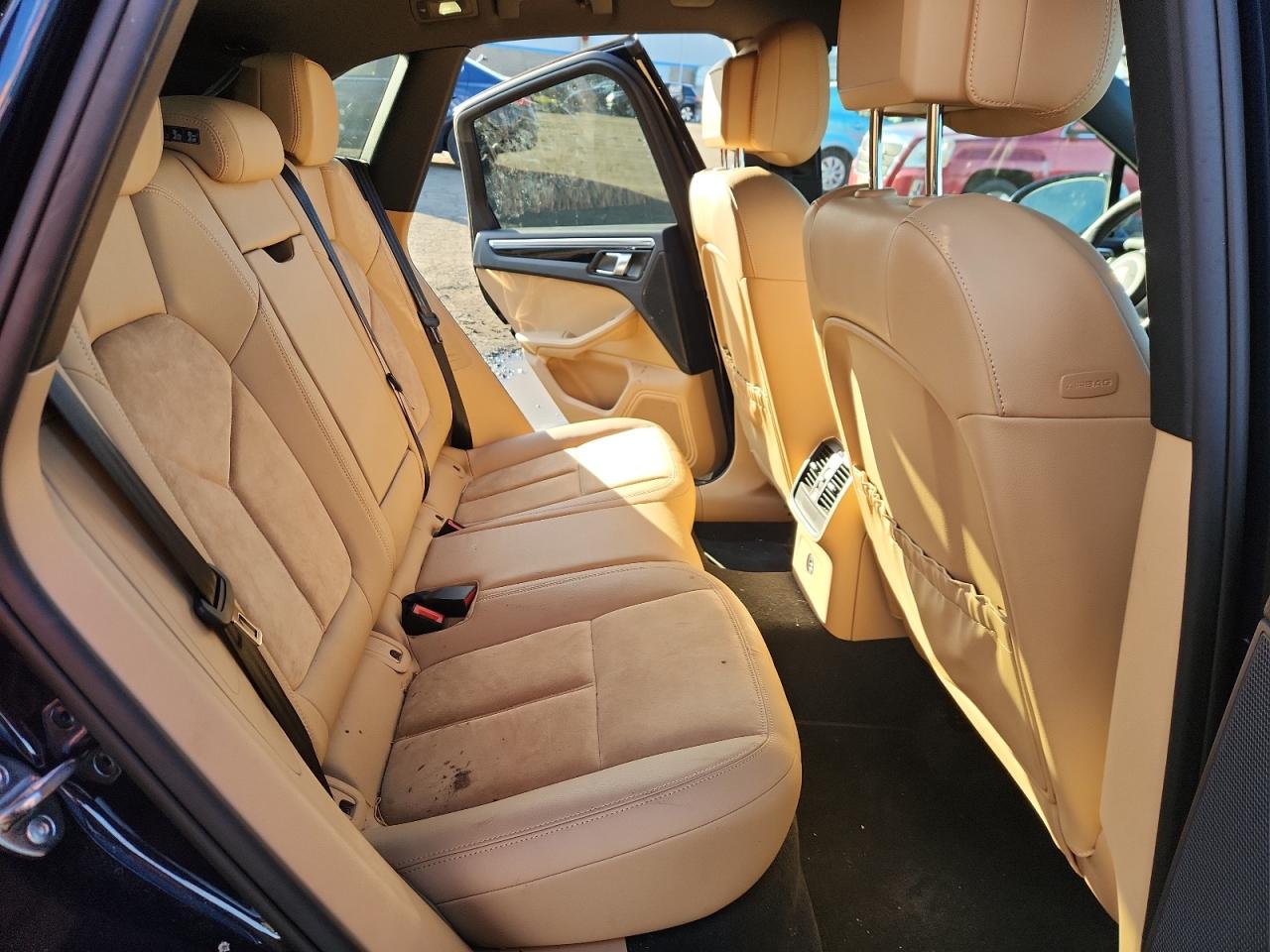 2018 Porsche Macan VIN: WP1AA2A54JLB14203 Lot: 89539155