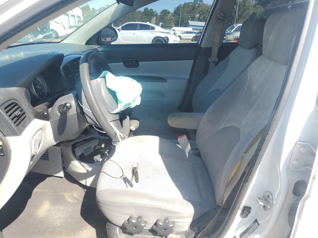 2008 Hyundai Accent Gls VIN: KMHCN46C28U213572 Lot: 85848385