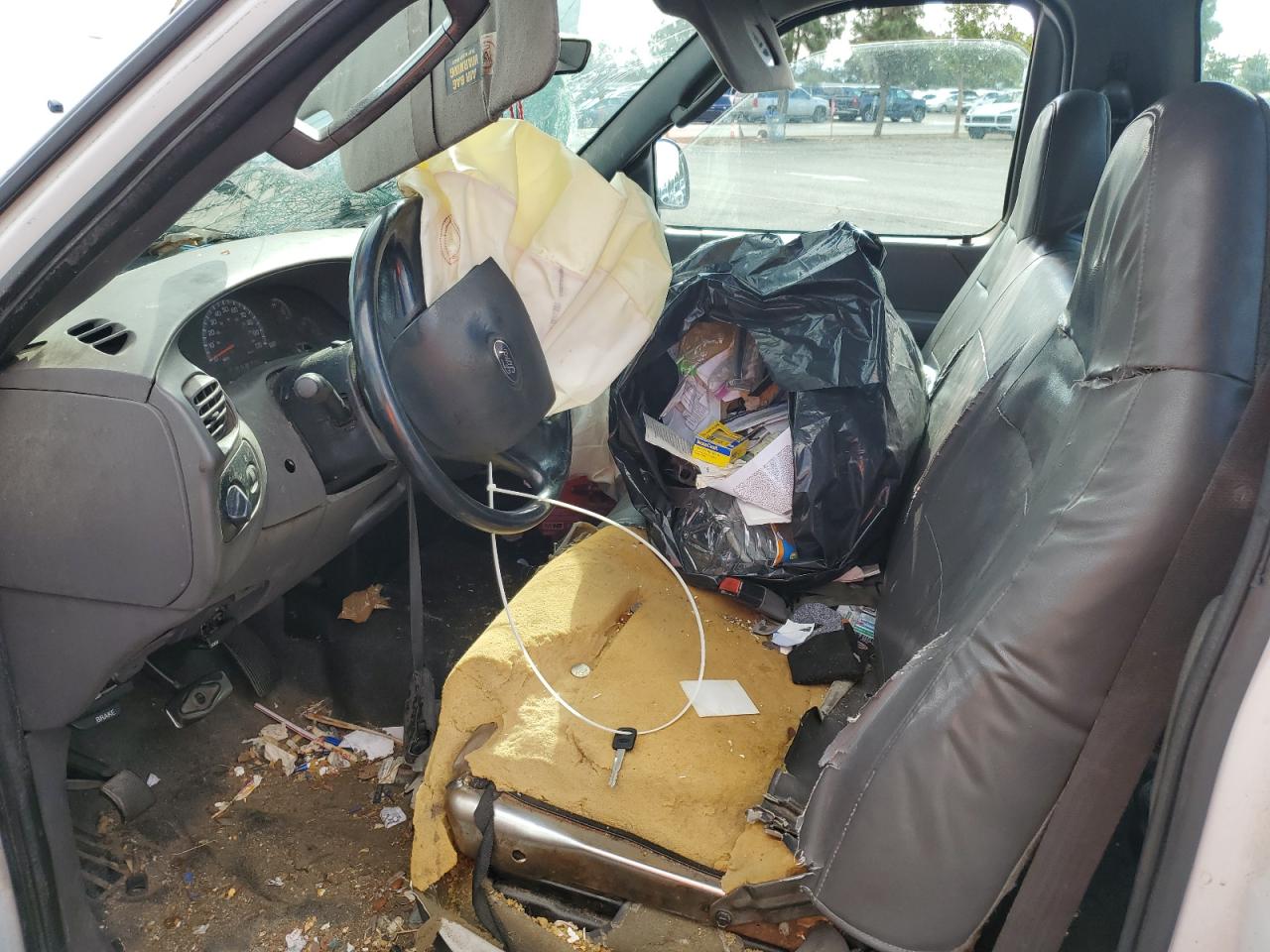 2004 Ford F-150 Heritage Classic VIN: 2FDPF17M84CA31986 Lot: 86288765