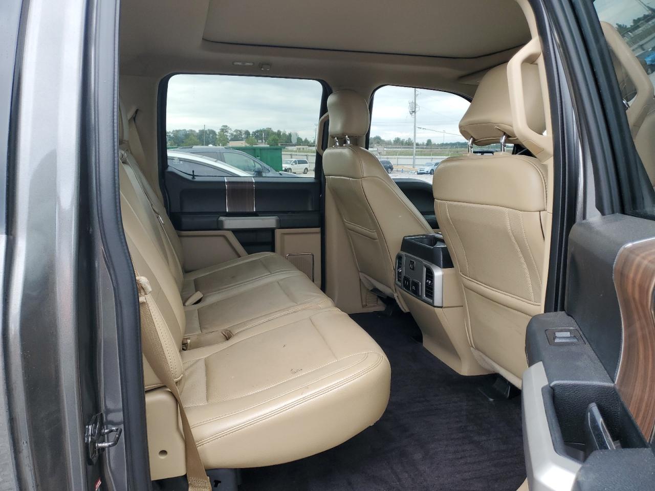 2017 Ford F150 Supercrew VIN: 1FTEW1EFXHKD60562 Lot: 84172475