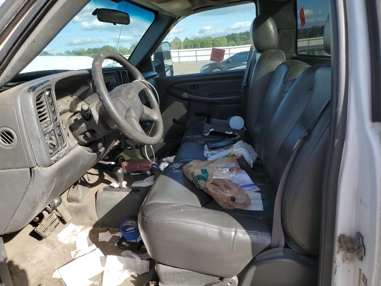 2005 GMC Sierra K2500 Heavy Duty VIN: 1GTHK24235E252534 Lot: 84815325