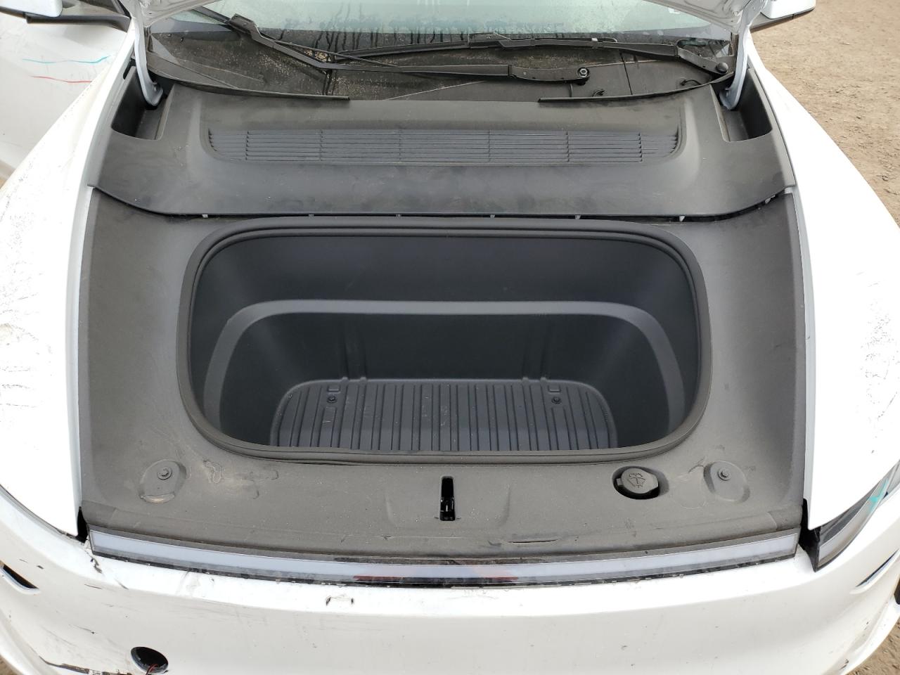 2026 Tesla Model Y VIN: 7SAYGDEEXTF340761 Lot: 89853635