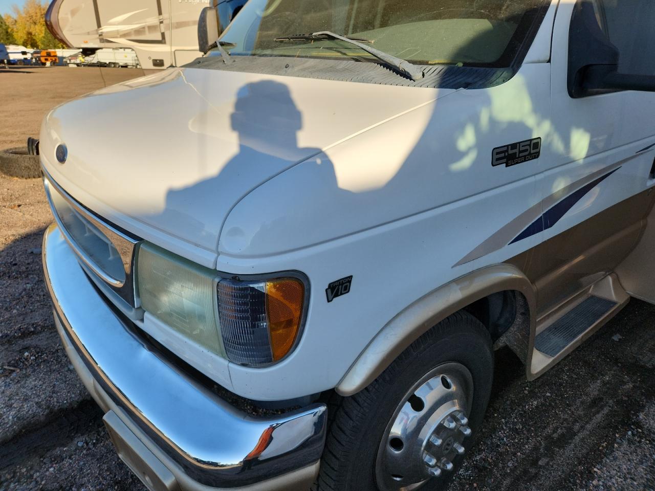 2002 Ford Econoline E450 Super Duty Cutaway Van VIN: 1FDXE45S62HB74544 Lot: 90635905