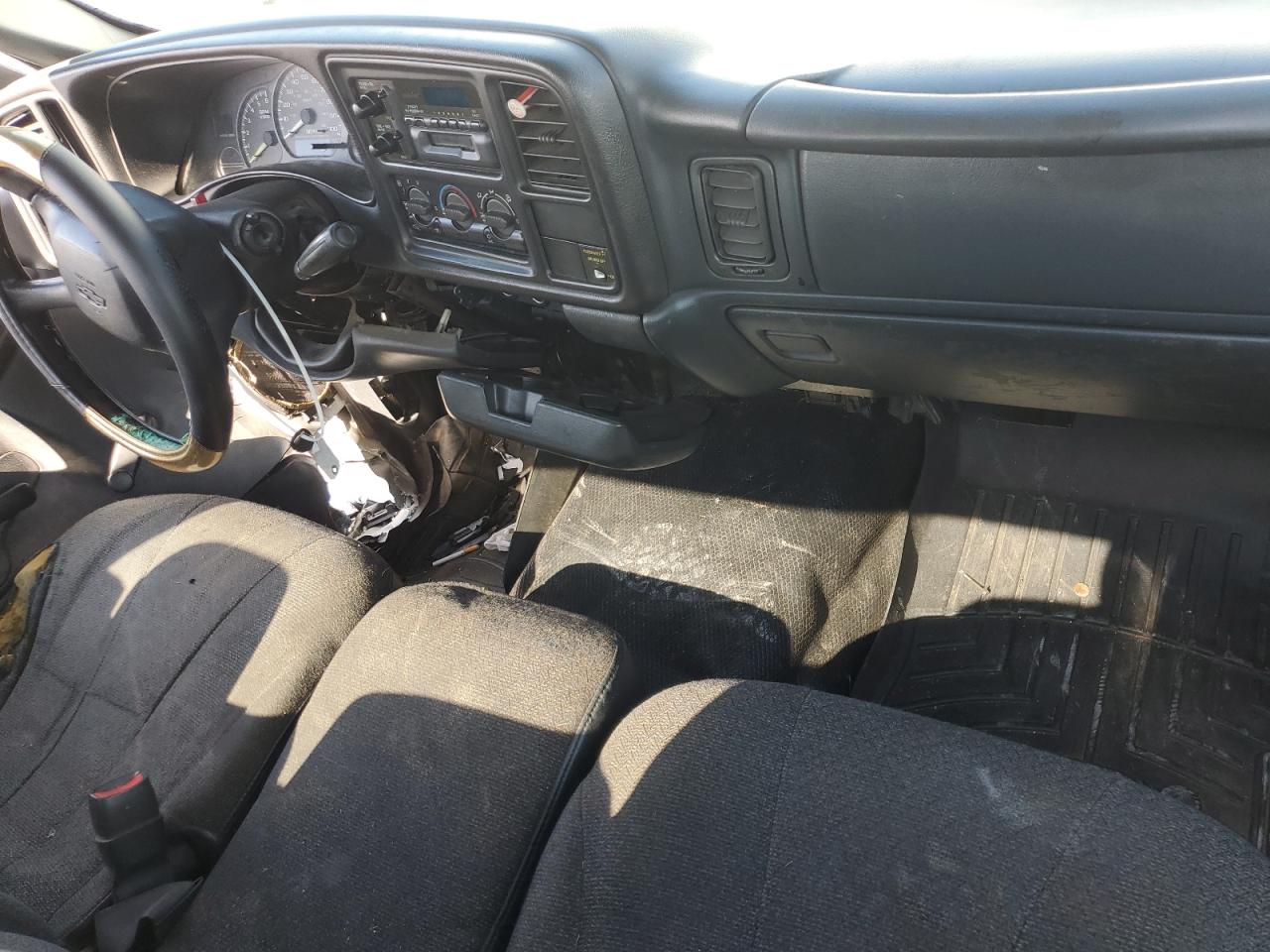 2000 Chevrolet Silverado C1500 VIN: 1GCEC14W4YZ145356 Lot: 85664485
