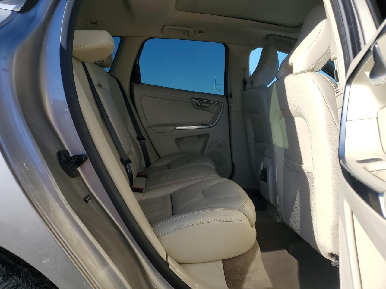 2012 Volvo Xc60 3.2 VIN: YV4952DZ4C2275468 Lot: 86708725