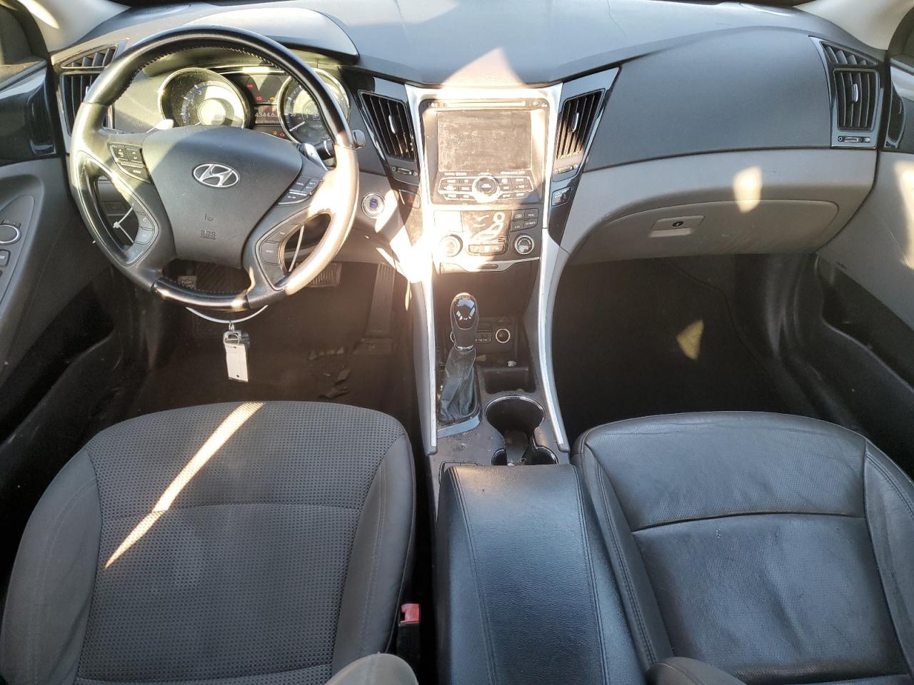 2013 Hyundai Sonata Se VIN: 5NPEC4AB1DH598290 Lot: 81984525