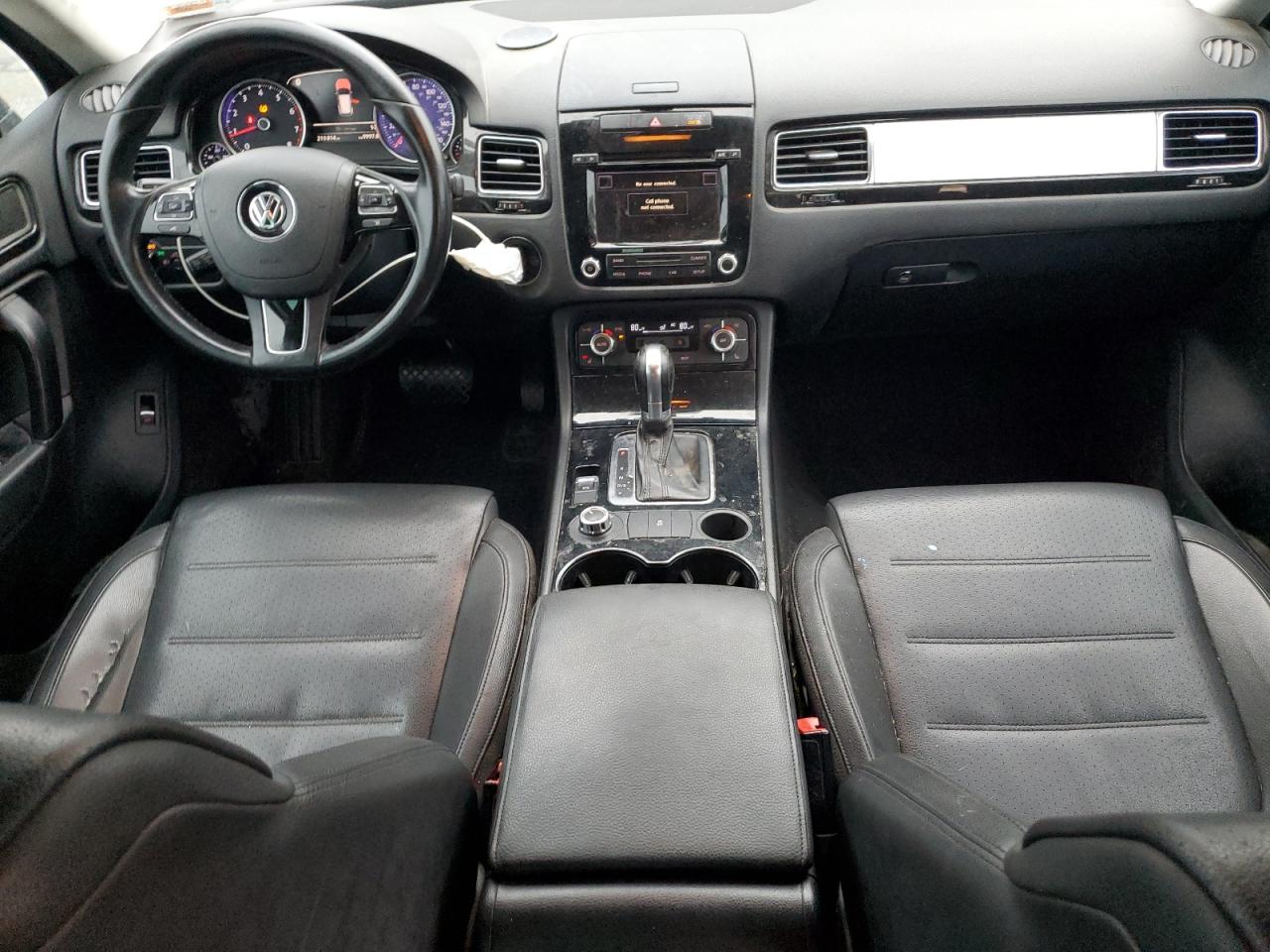 2013 Volkswagen Touareg V6 VIN: WVGEF9BP0DD009679 Lot: 89855135