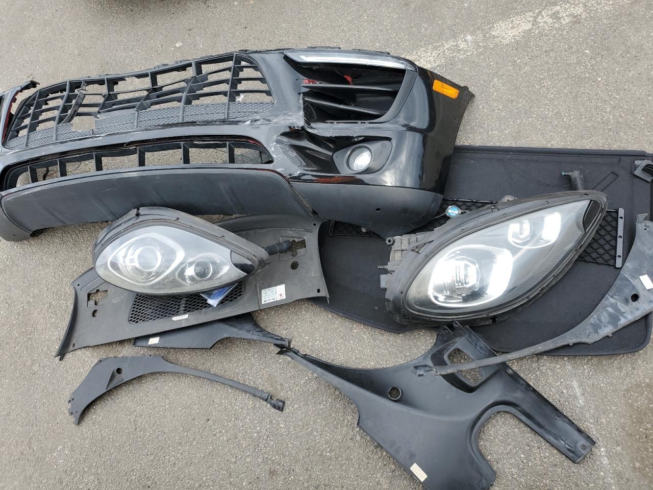 2017 Porsche Macan VIN: WP1AA2A5XHLB06150 Lot: 82745105