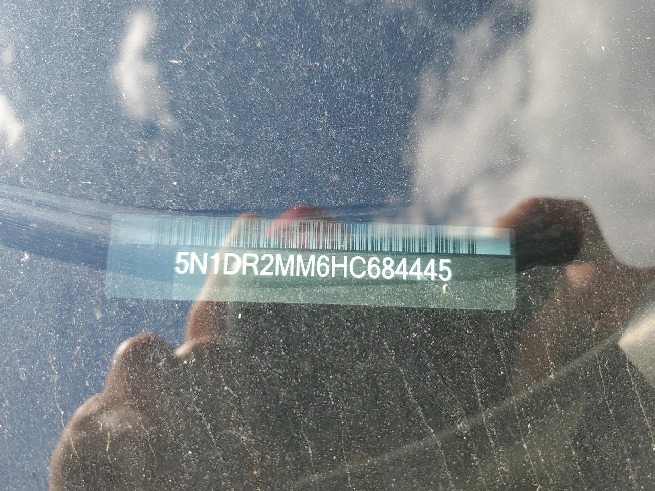 2017 Nissan Pathfinder S VIN: 5N1DR2MM6HC684445 Lot: 84798775