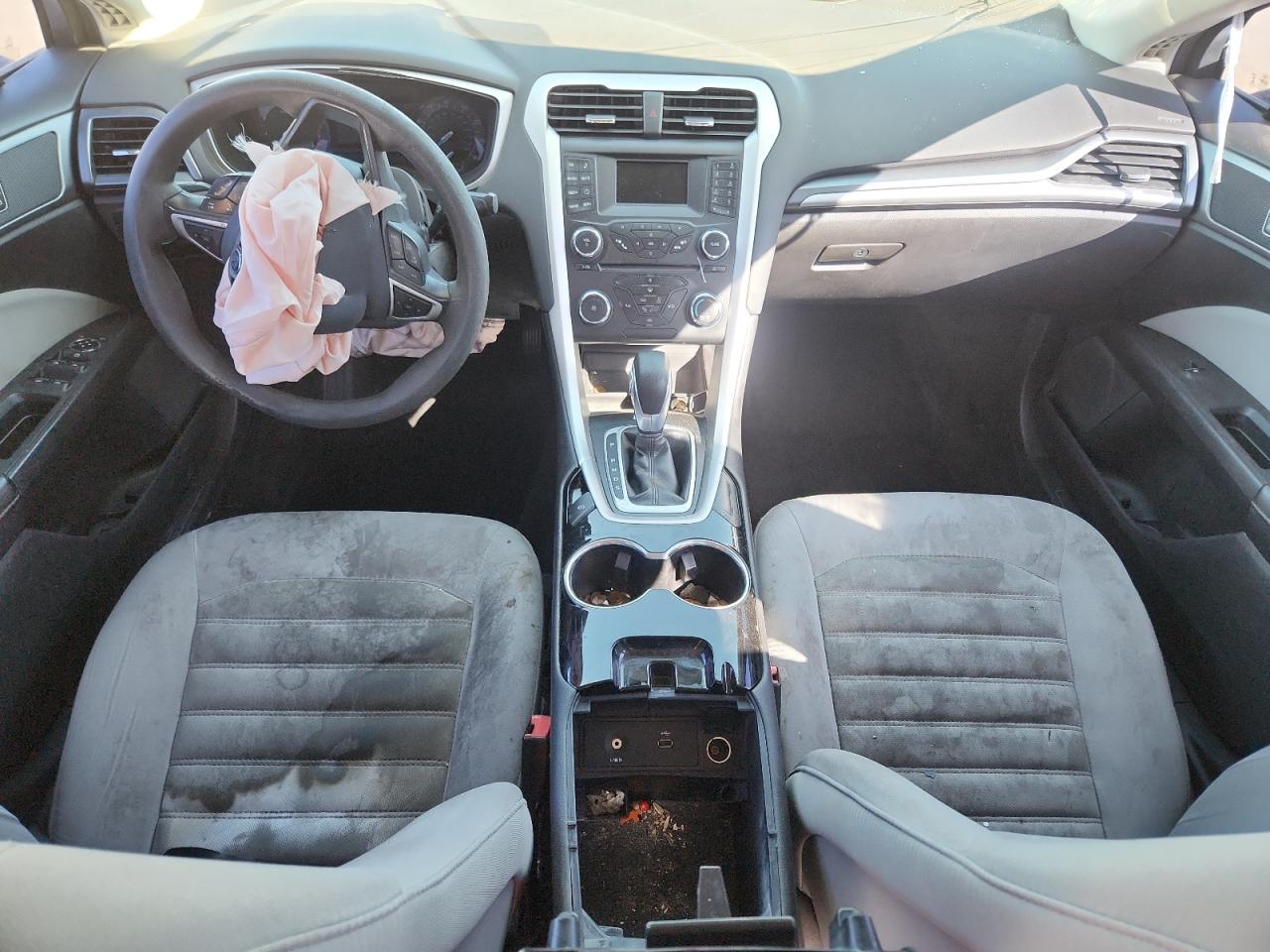 2015 Ford Fusion S VIN: 3FA6P0G79FR182949 Lot: 87085535