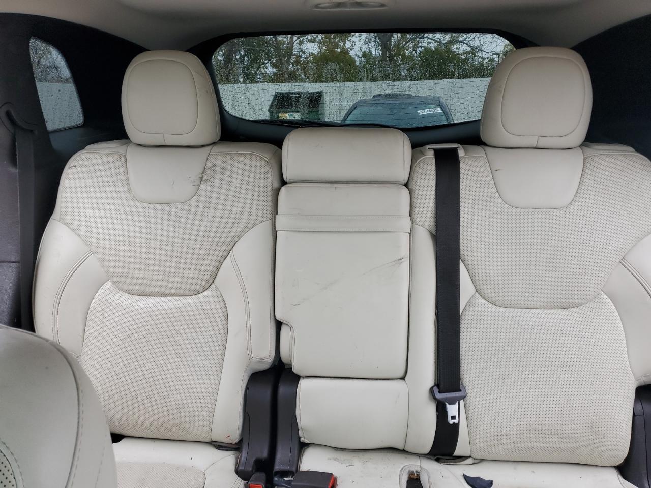 2017 Jeep Cherokee Overland VIN: 1C4PJMJSXHW616364 Lot: 82757295