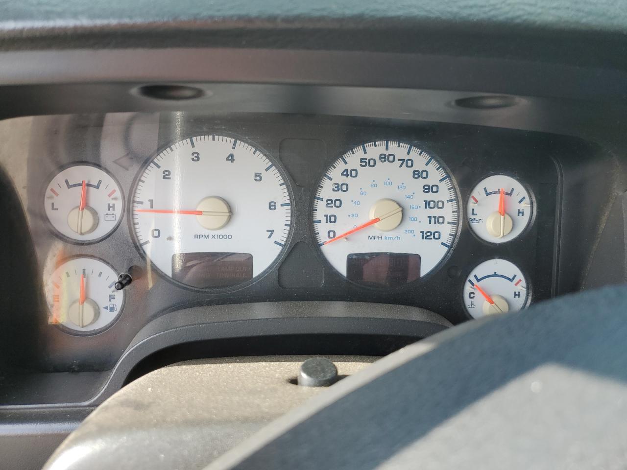 2004 Dodge Ram 1500 St VIN: 1D7HA18D74S675390 Lot: 85751985