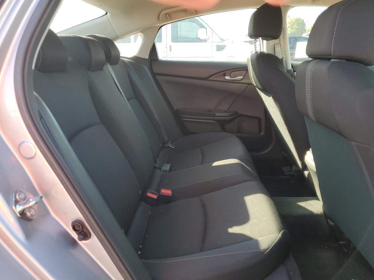2019 Honda Civic Lx VIN: 19XFC2F61KE200114 Lot: 86826175