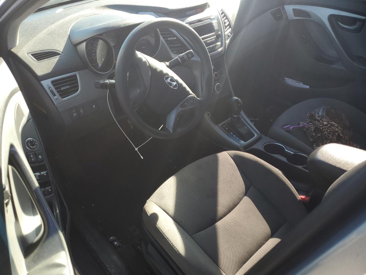 2016 Hyundai Elantra Se VIN: 5NPDH4AE1GH683318 Lot: 86640585