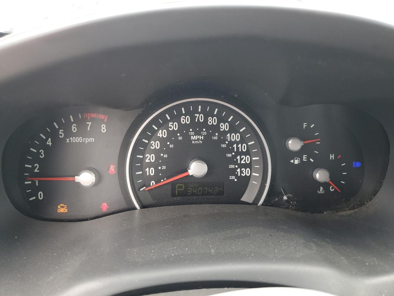 2011 Kia Sedona Lx VIN: KNDMG4C76B6409696 Lot: 85484275