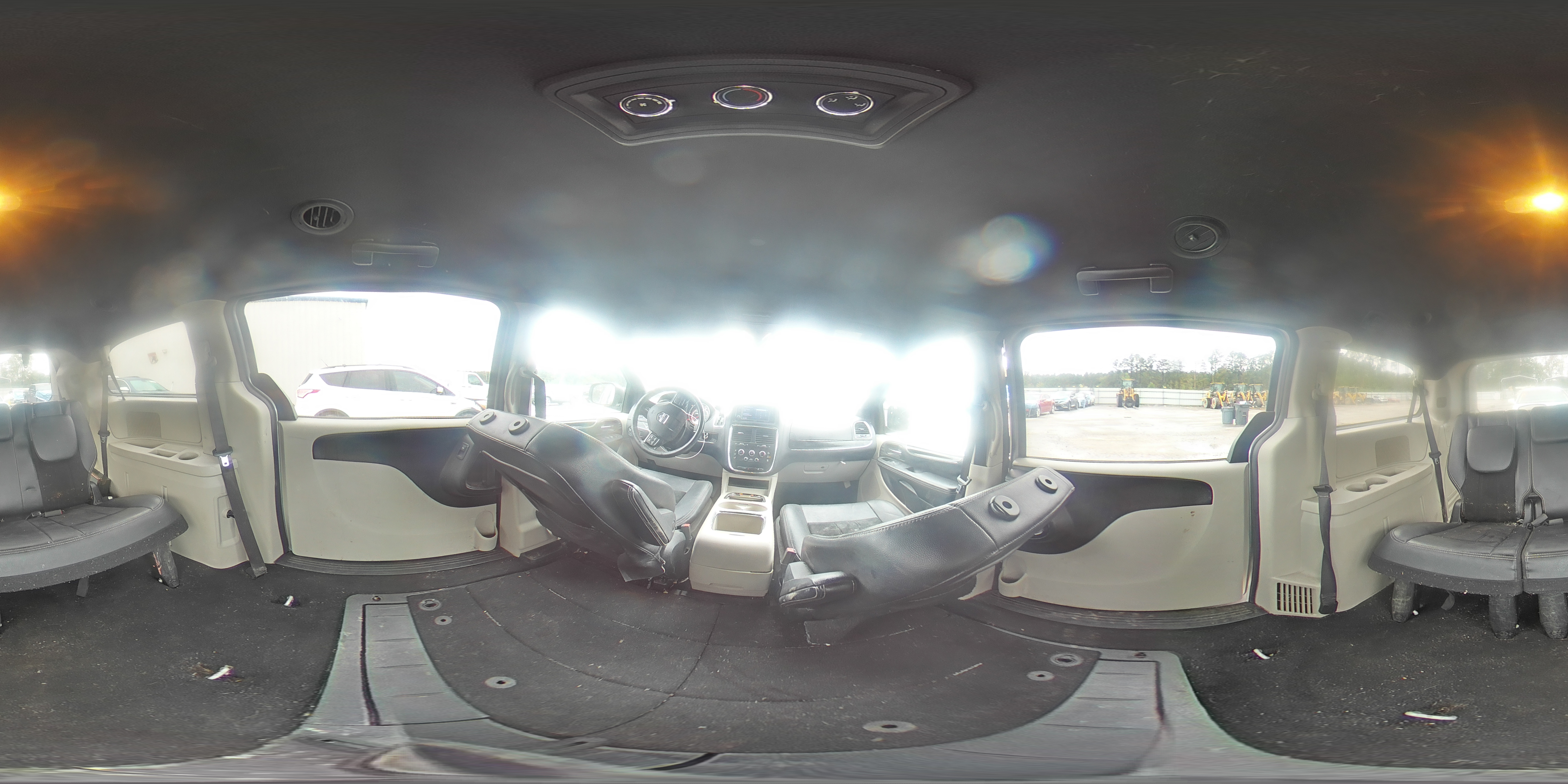 2018 Dodge Grand Caravan Sxt VIN: 2C4RDGCG3JR282915 Lot: 90013585