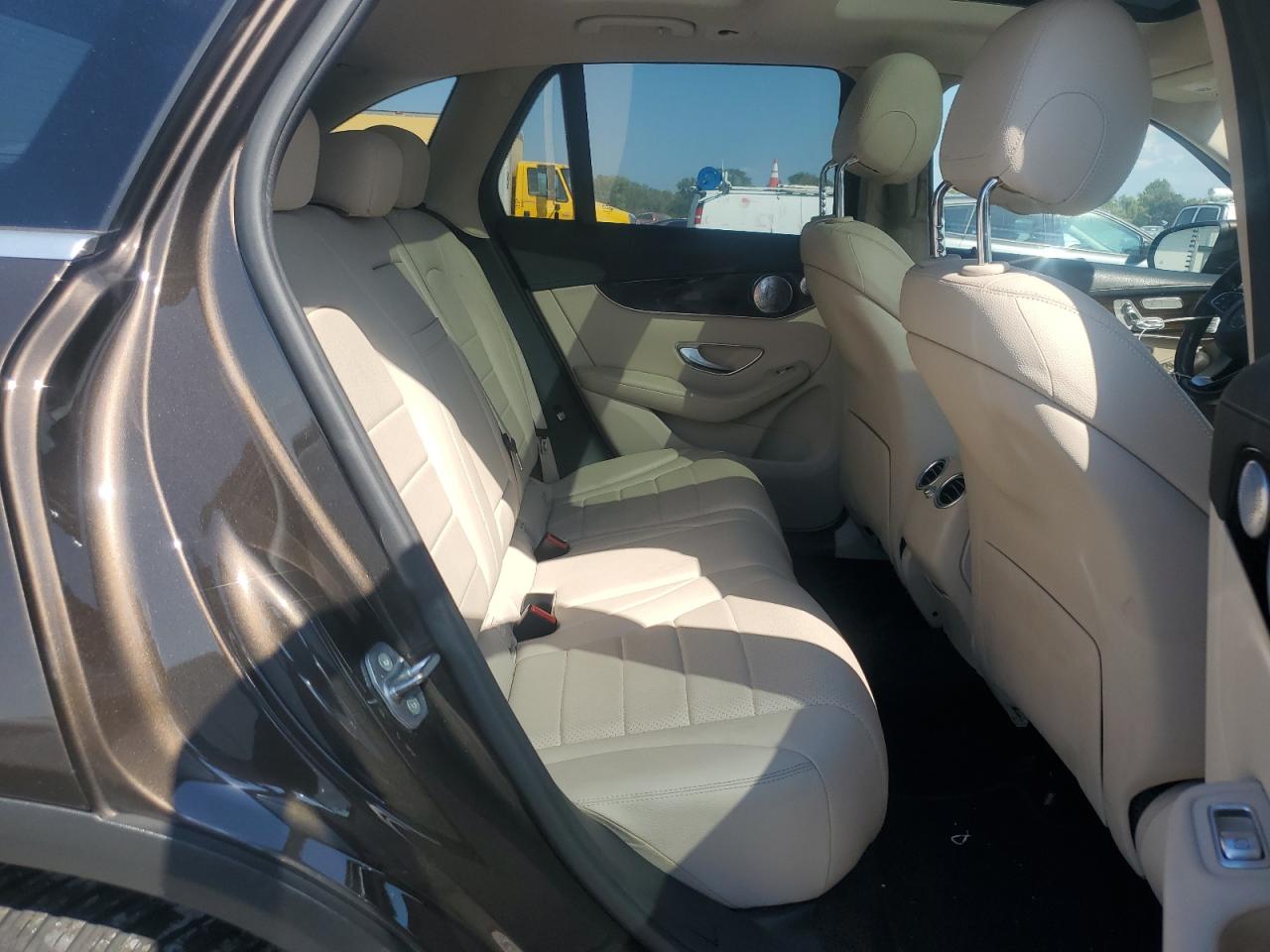 2016 Mercedes-Benz Glc 300 4Matic VIN: WDC0G4KB5GF096789 Lot: 81988305