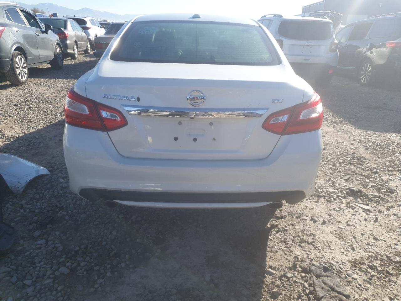 2017 Nissan Altima 2.5 VIN: 1N4AL3AP4HC486353 Lot: 82282175