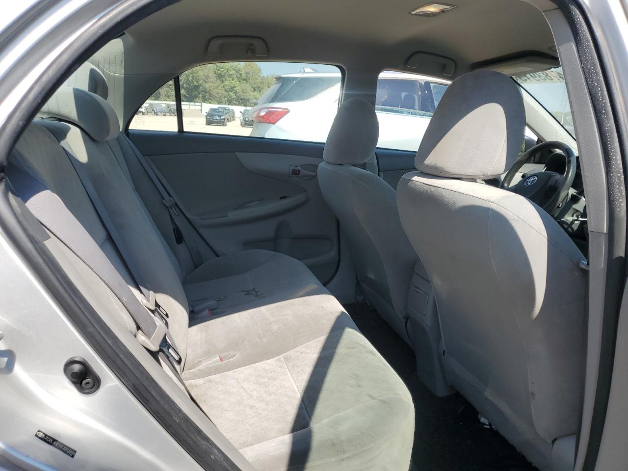 2009 Toyota Corolla Base VIN: JTDBL40E59J002885 Lot: 84783915