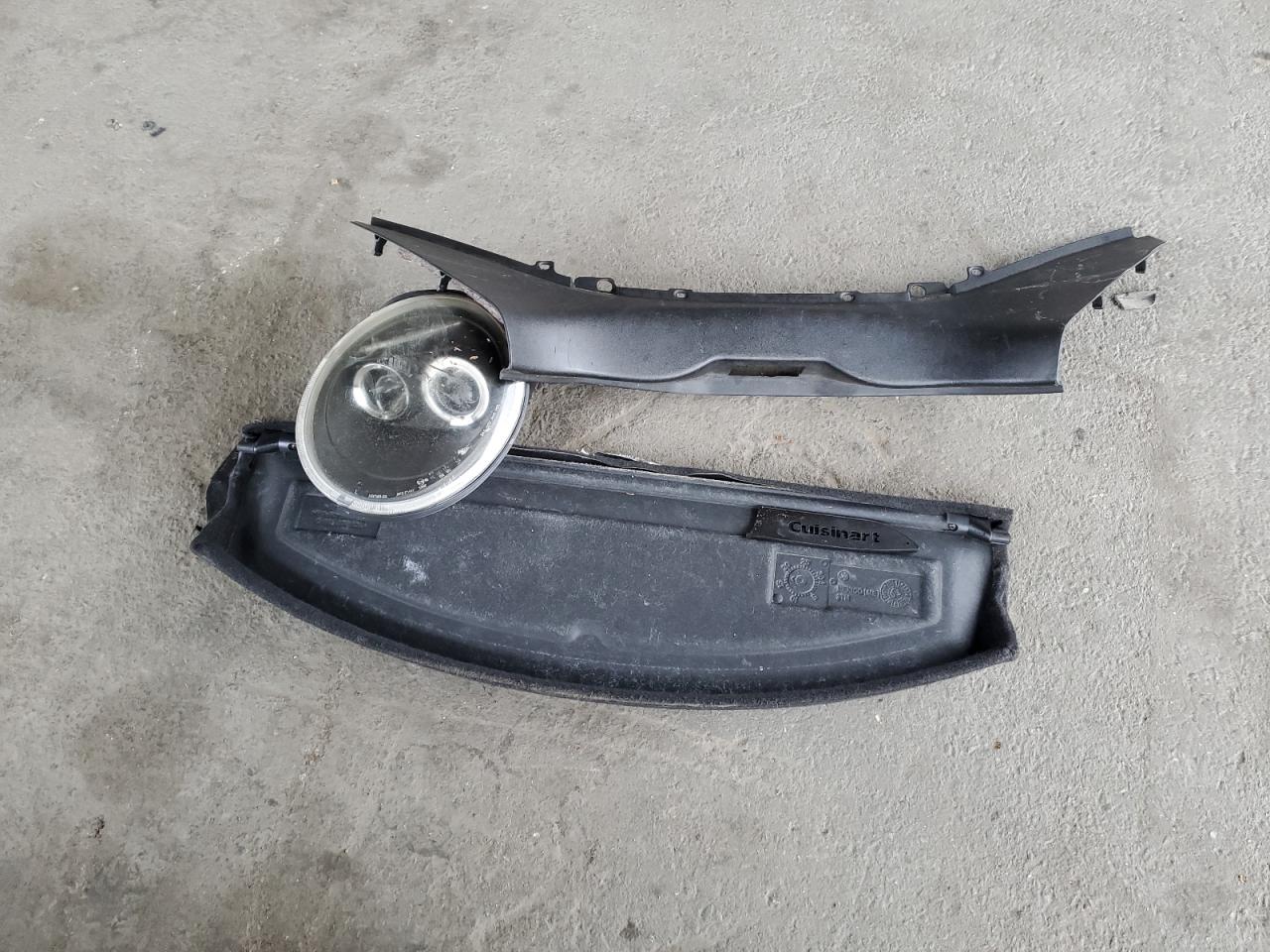 2004 Volkswagen New Beetle Gls VIN: 3VWCD31C04M413824 Lot: 81956255