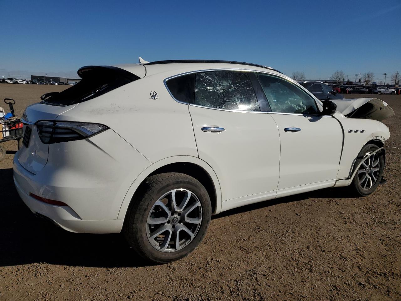 2019 Maserati Levante white  gas ZN661XUA8KX325426 photo #4