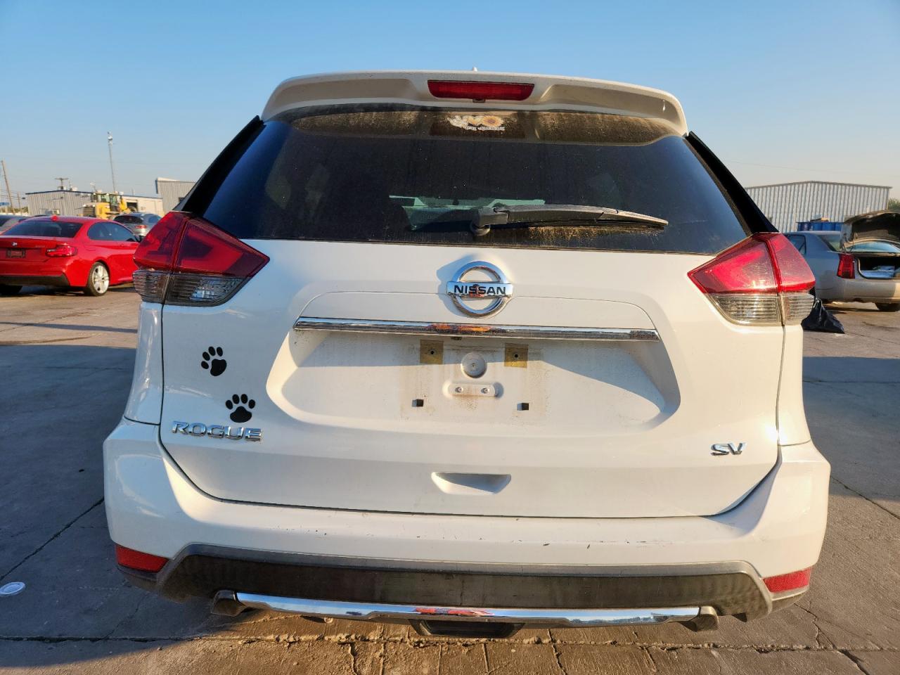 2018 Nissan Rogue S VIN: KNMAT2MTXJP595007 Lot: 81847015