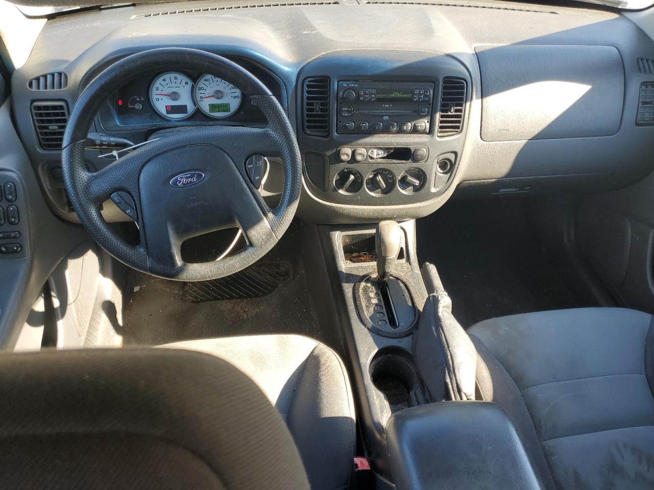 2005 Ford Escape Xls VIN: 1FMCU92Z65DA18032 Lot: 90649085