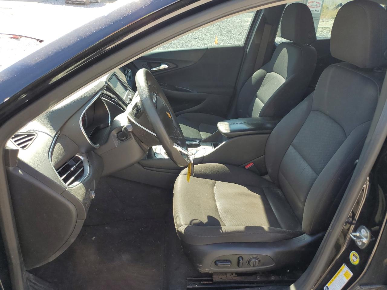 2018 Chevrolet Malibu Lt VIN: 1G1ZD5ST5JF131092 Lot: 84447845