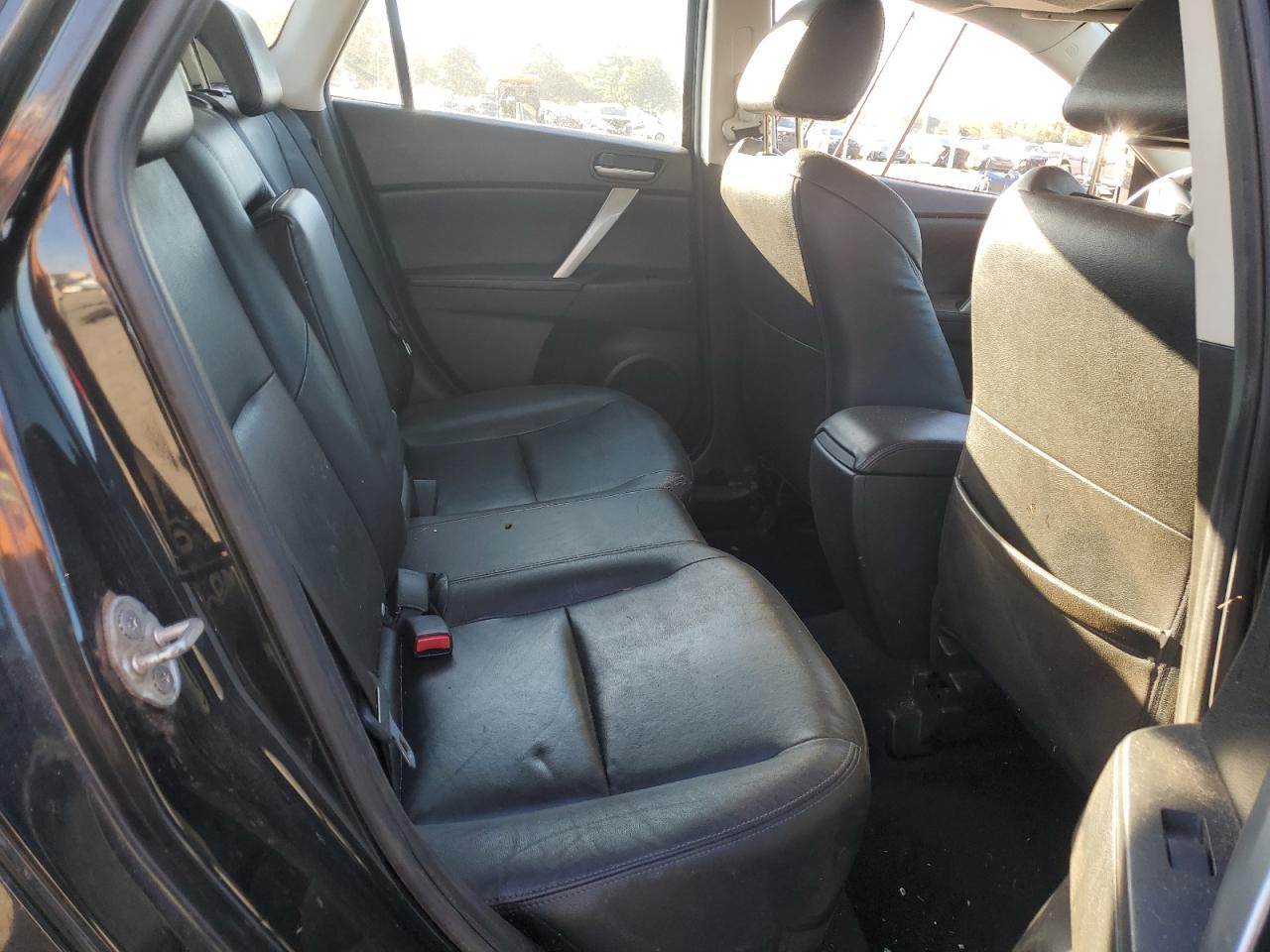 2010 Mazda 3 S VIN: JM1BL1H52A1163069 Lot: 82546895