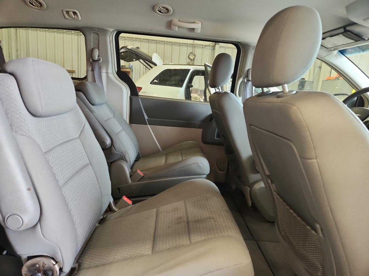 2009 Chrysler Town & Country Lx VIN: 2A8HR44E29R656914 Lot: 86543815