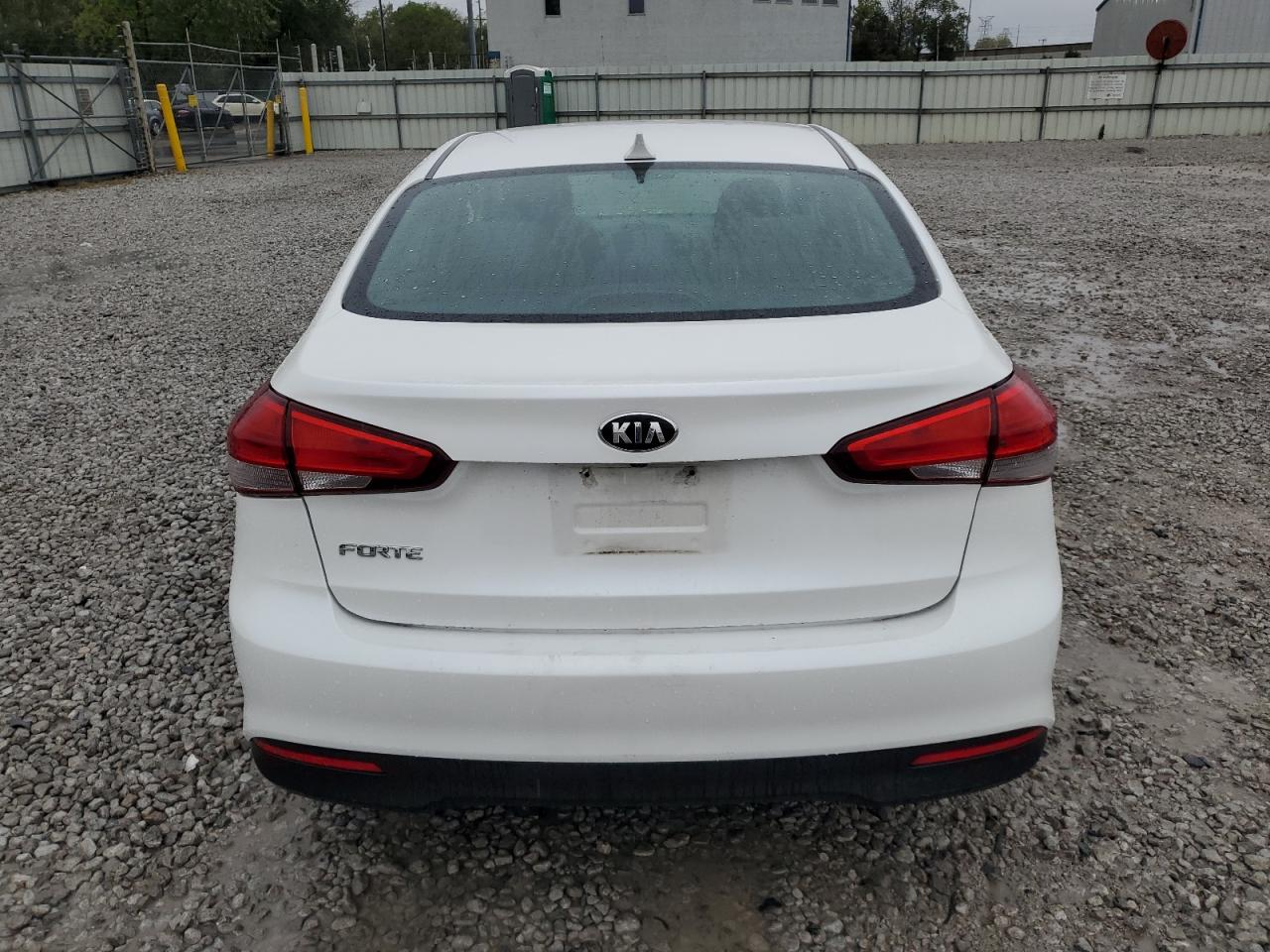2017 Kia Forte Lx VIN: 3KPFL4A70HE009949 Lot: 85259475