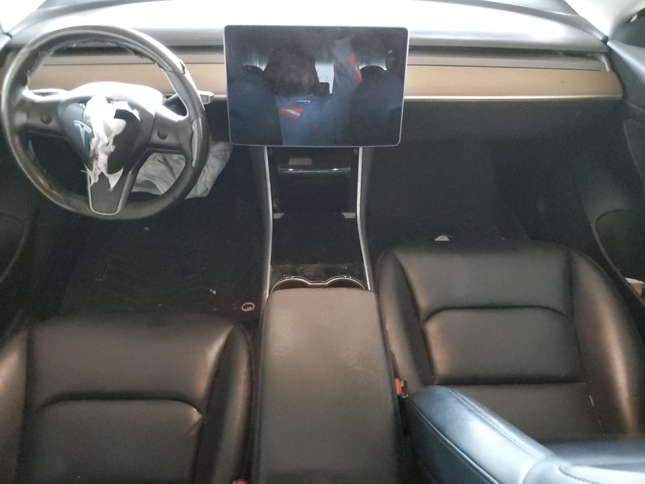 2020 Tesla Model 3 VIN: 5YJ3E1EA9LF611978 Lot: 81925315