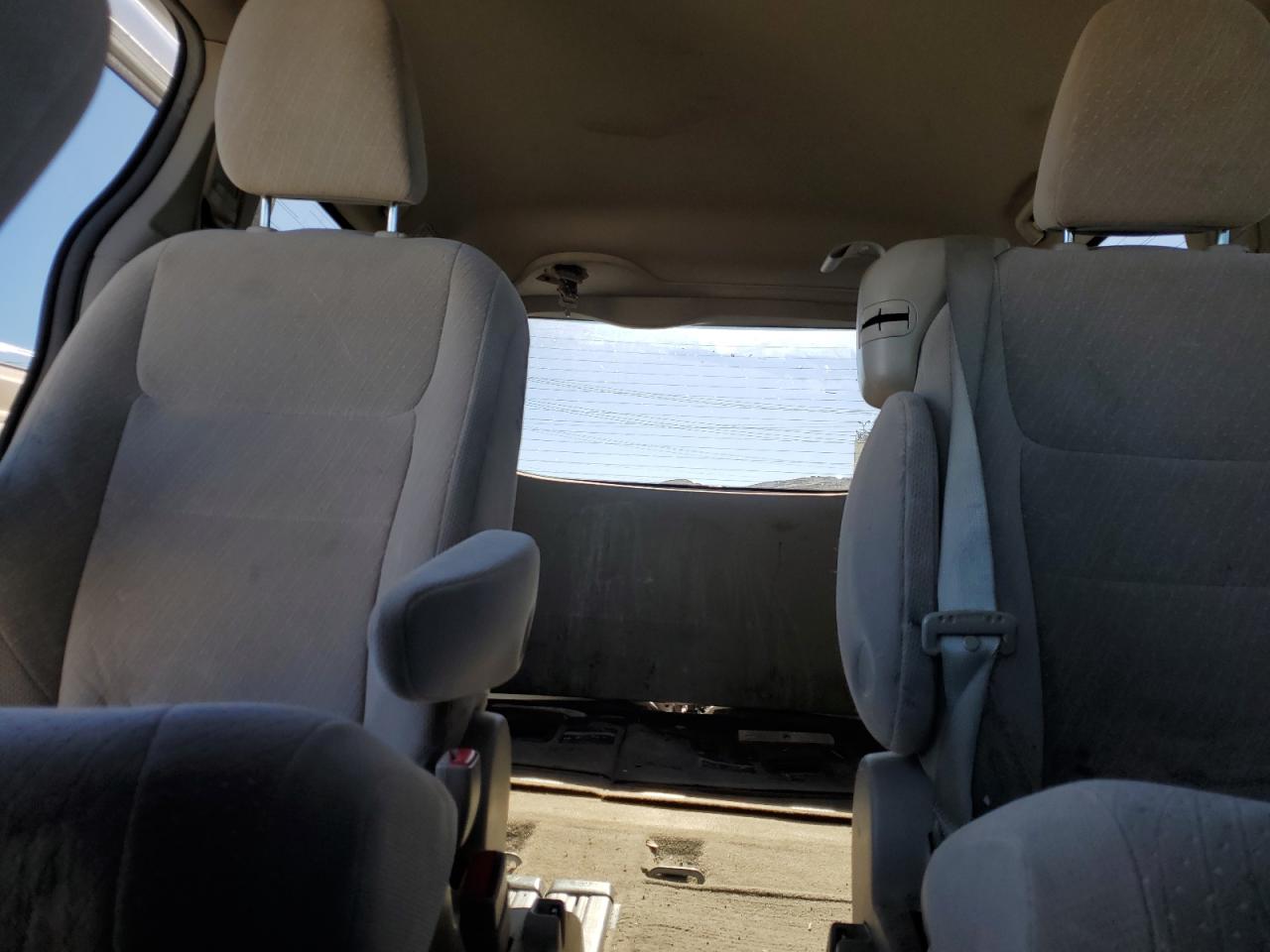 2017 Toyota Sienna Le VIN: 5TDKZ3DC4HS837640 Lot: 90667025